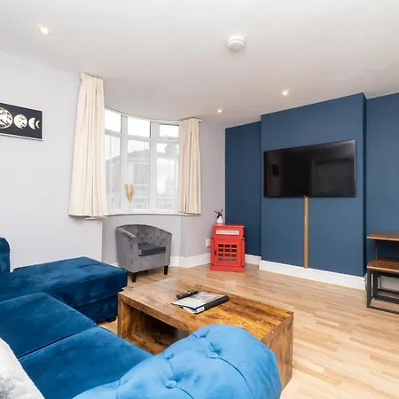 Apartment Spacious 2 Bed Southville Flat Near Harbourside Bristol