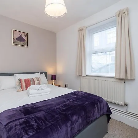 Apartment Spacious 2 Bed Southville Flat Near Harbourside Bristol