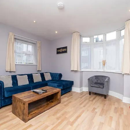 Apartment Spacious 2 Bed Southville Flat Near Harbourside Bristol